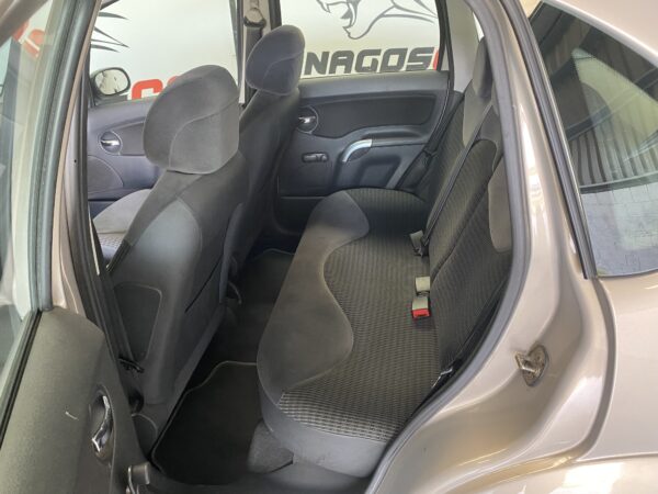 CITROEN C3 1.4 HDI - Imagen 9