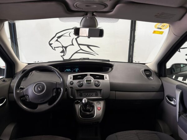 RENAULT SCENIC 1.5 DCI - Imagen 9