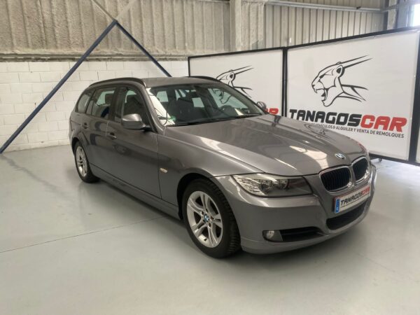 BMW 318i Touring - Imagen 2