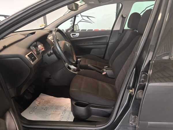 PEUGEOT 307 SW 2.0 HDI - Imagen 9
