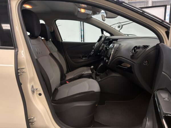RENAULT CAPTUR 1.5DCI - Imagen 6