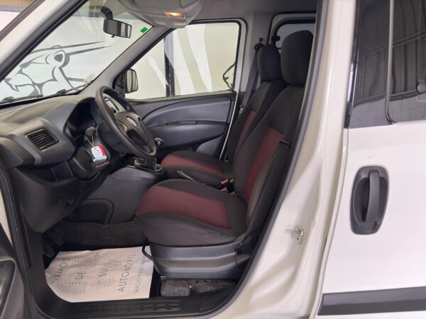 FIAT DOBLO 1.3 MULTIJET - Imagen 5