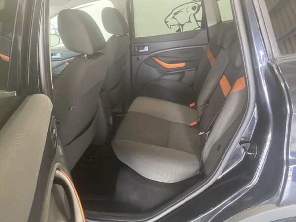 FORD KUGA 2.0 TDCI 4X4 - Imagen 8