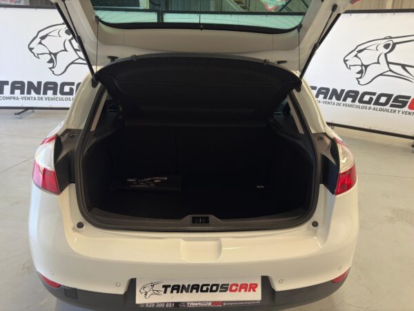 RENAULT MEGANE 1.2 LIMITED - Imagen 8