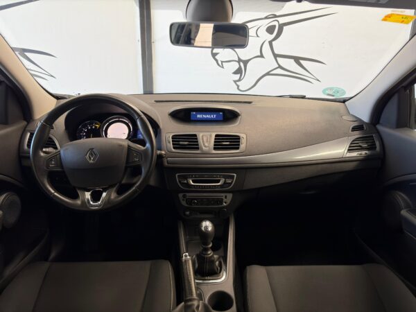 RENAULT MEGANE 1.2 LIMITED - Imagen 9