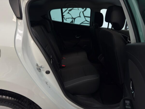 RENAULT MEGANE 1.2 LIMITED - Imagen 10