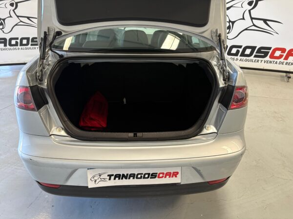 SEAT CORDOBA 1.9 TDI - Imagen 10