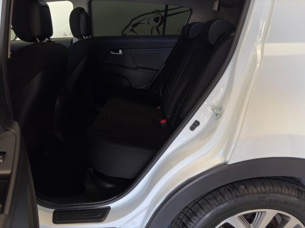 KIA SPORTAGE 1.7 CRDI - Imagen 9