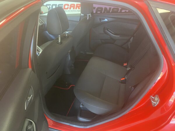 FORD FOCUS 1.6 TDCi - Imagen 9